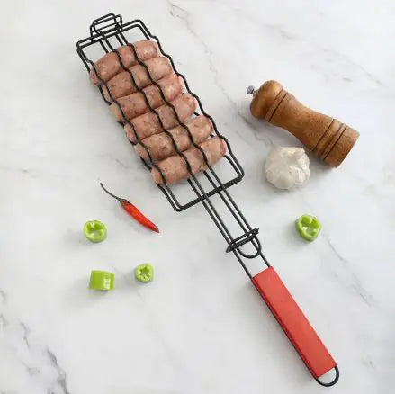 Hot Dog Grill Basket with Wooden Handle – Easy BBQ Sausage & Kebab Rack